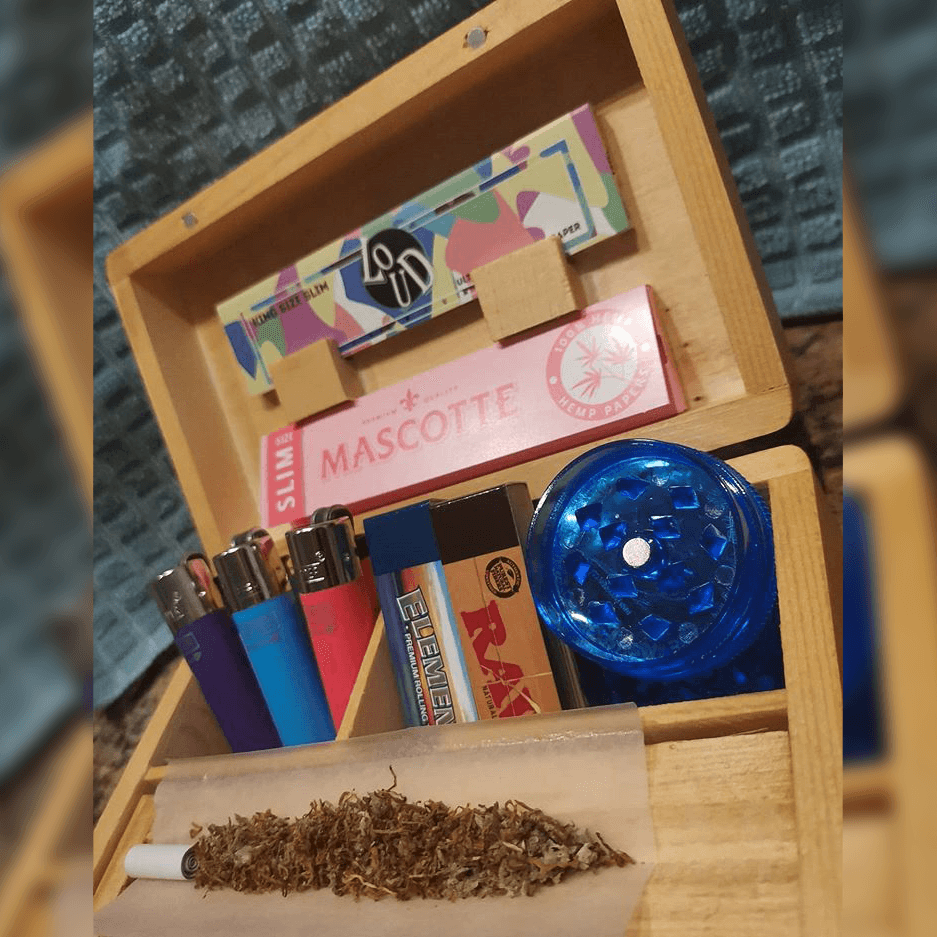 4SMOKE MEDIUM WOODEN STORAGE BOX WITH BENCH - munchterm