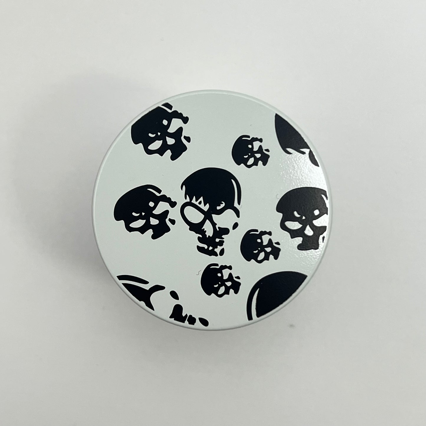 Black And White Skull METAL GRINDER (4 TIER X2 Designs)