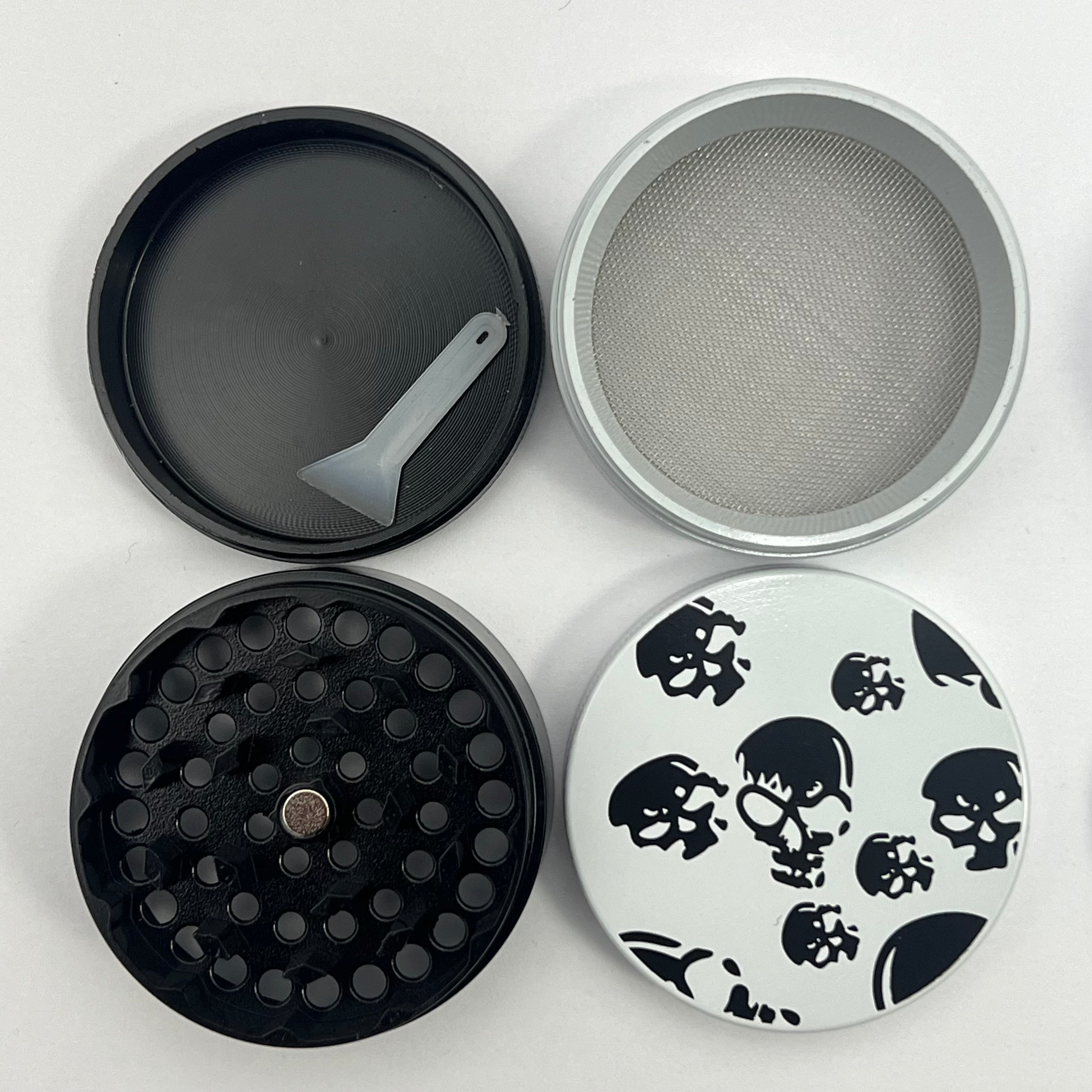 Black And White Skull METAL GRINDER (4 TIER X2 Designs)