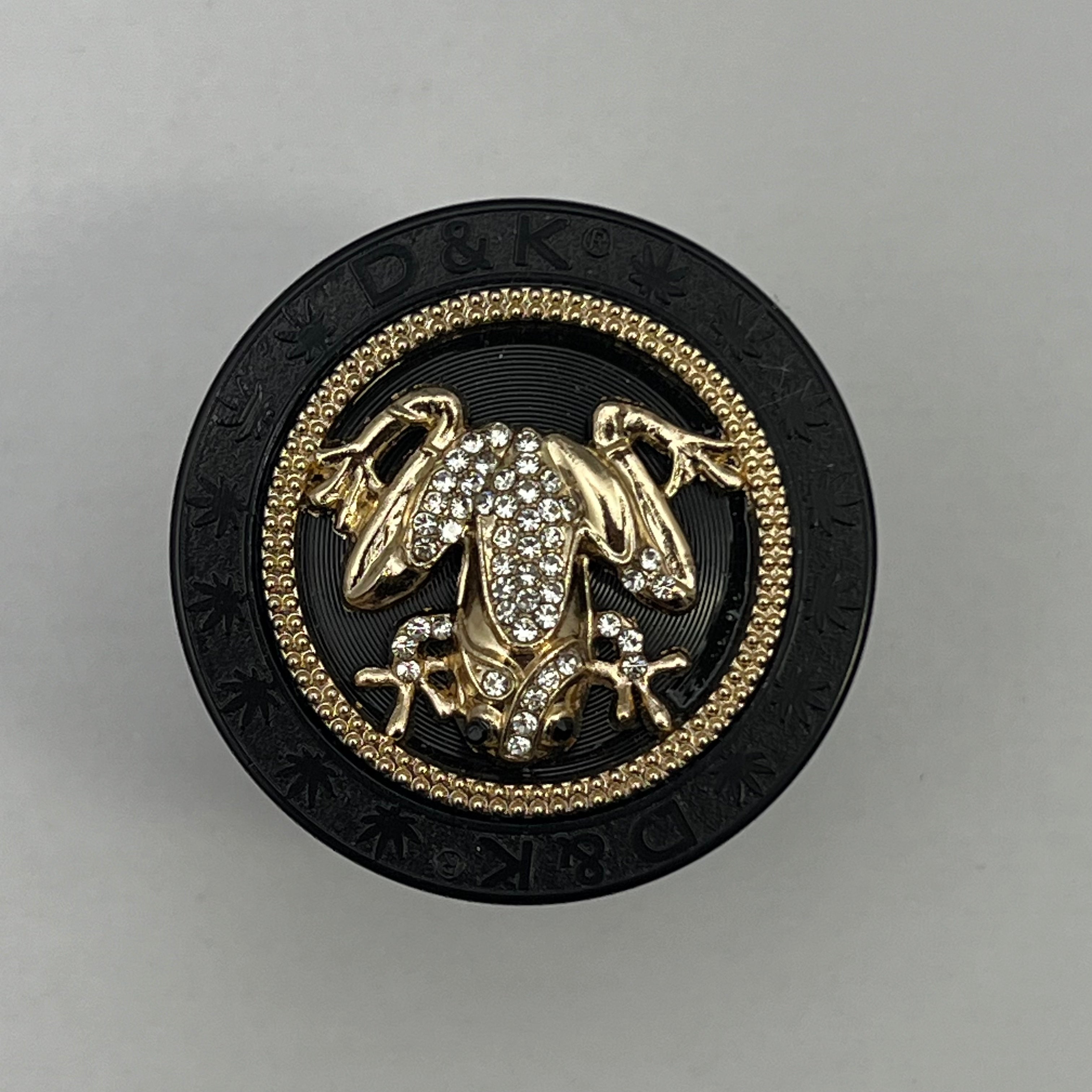 Black 4-piece Metal Grinder (8 designs)