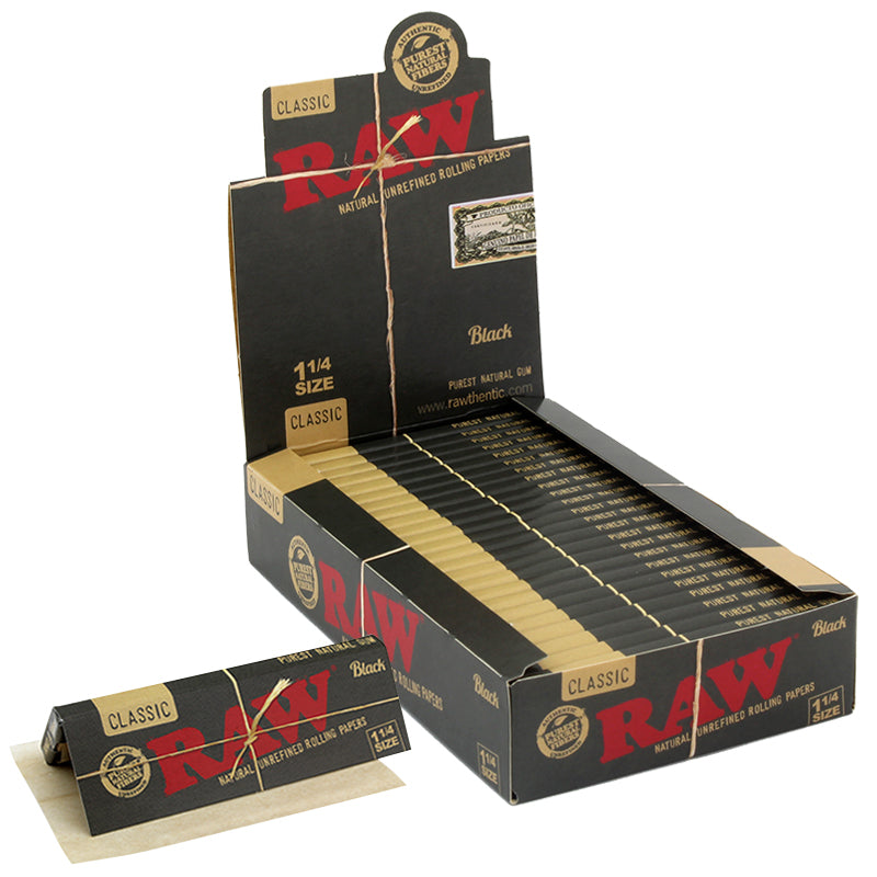 RAW Black Rolling Papers 1¼ Slim (Box of 24)