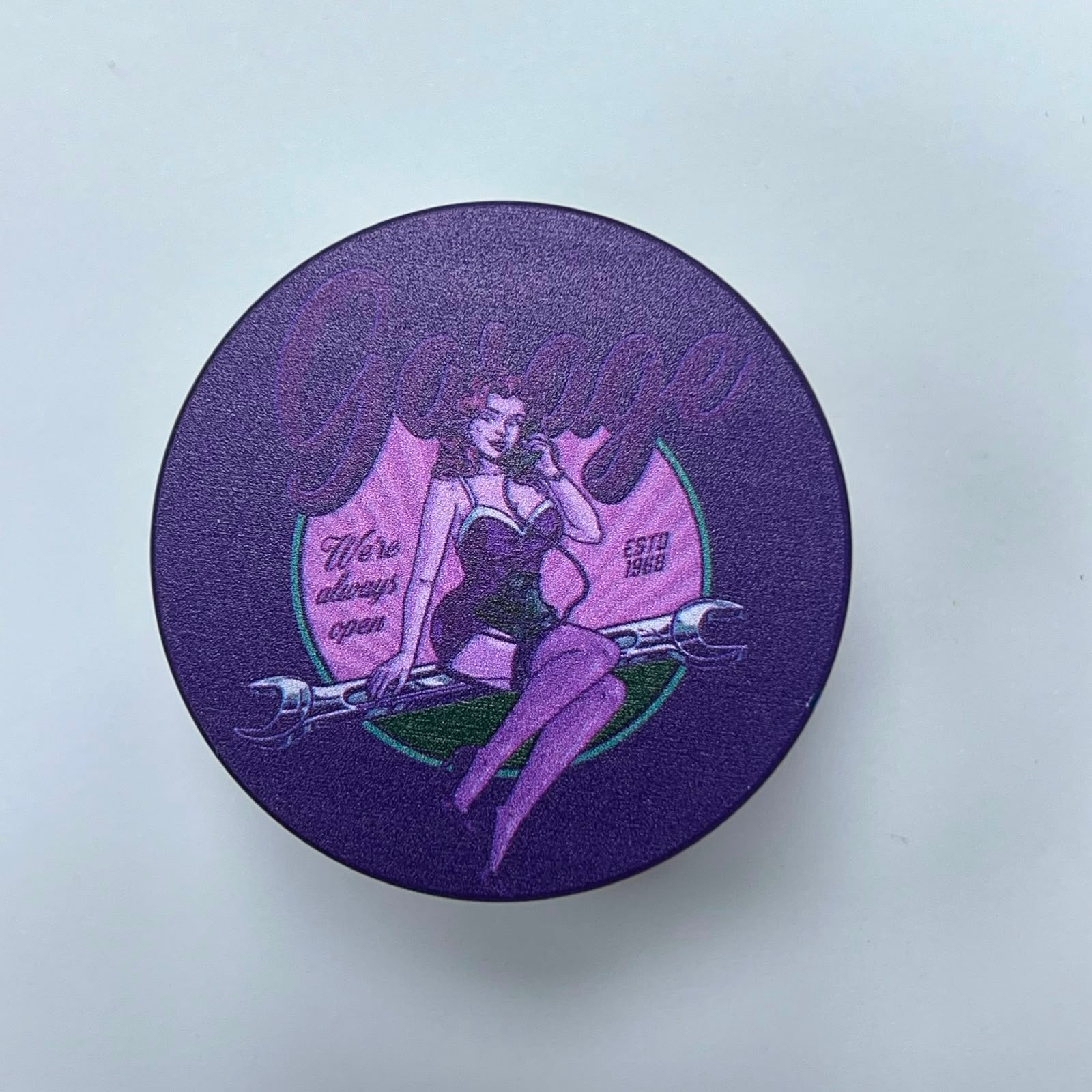Hot Rod Lady Grinder (4-Piece, 2.5")